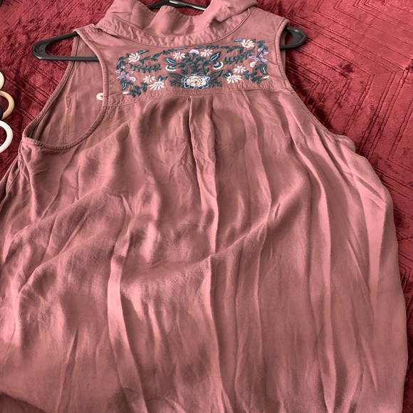 Blouse - Picture 2 of 2